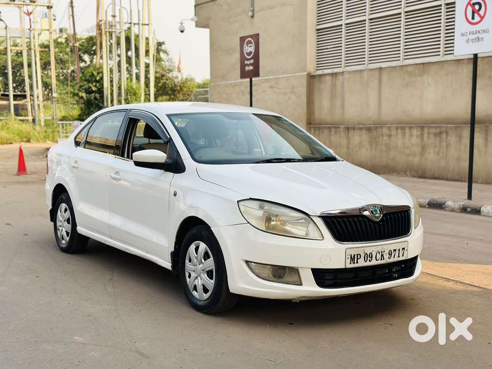 Skoda Rapid Elegance Mpi, 2012, Petrol