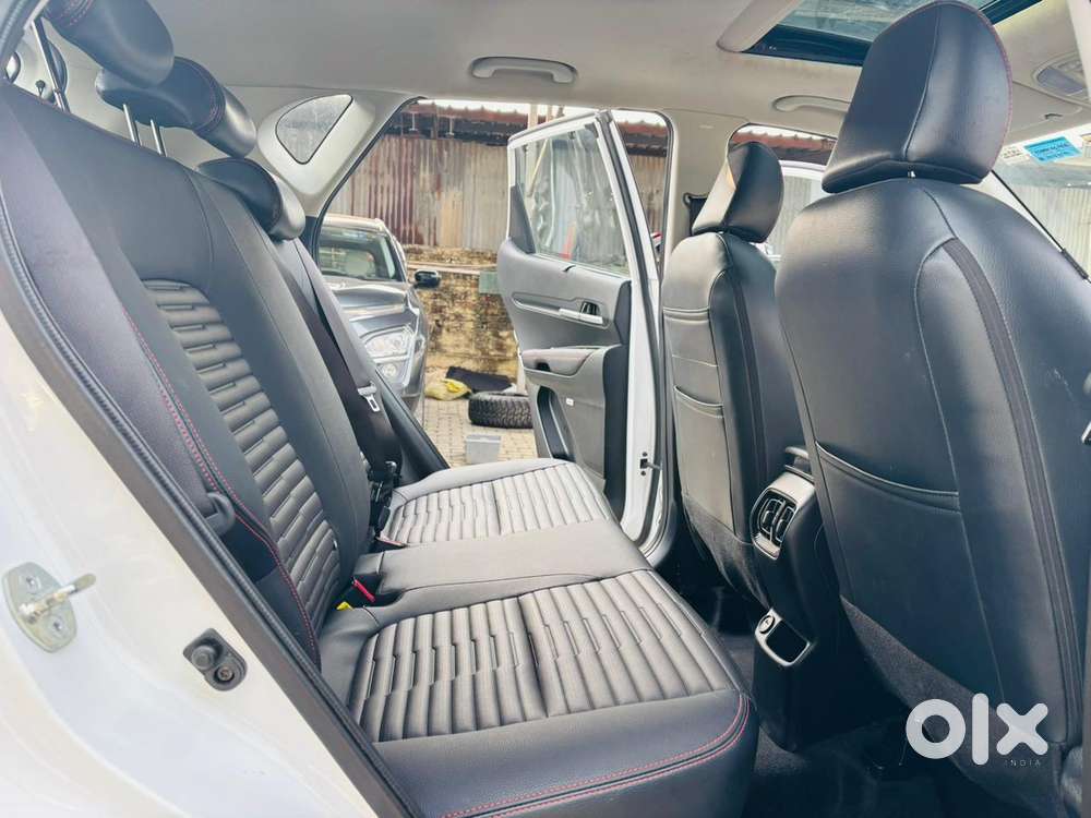Kia Sonet Gtx Plus Turbo Dct, 2023, Petrol