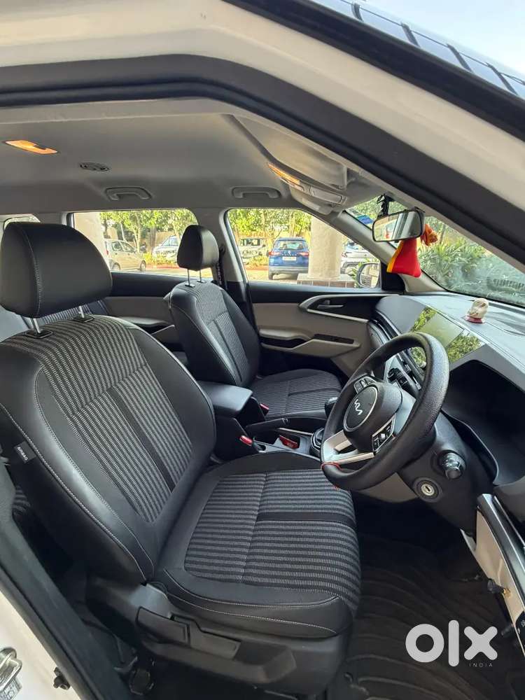 2023 Kia Carens Prestige 7 Str 1st Owner