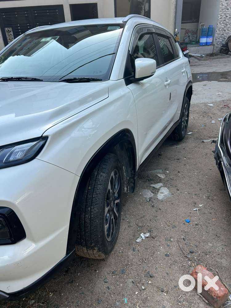 Maruti Suzuki Grand Vitara 1.5 Zeta Plus Intelligent Hybrid Ecvt, 20..