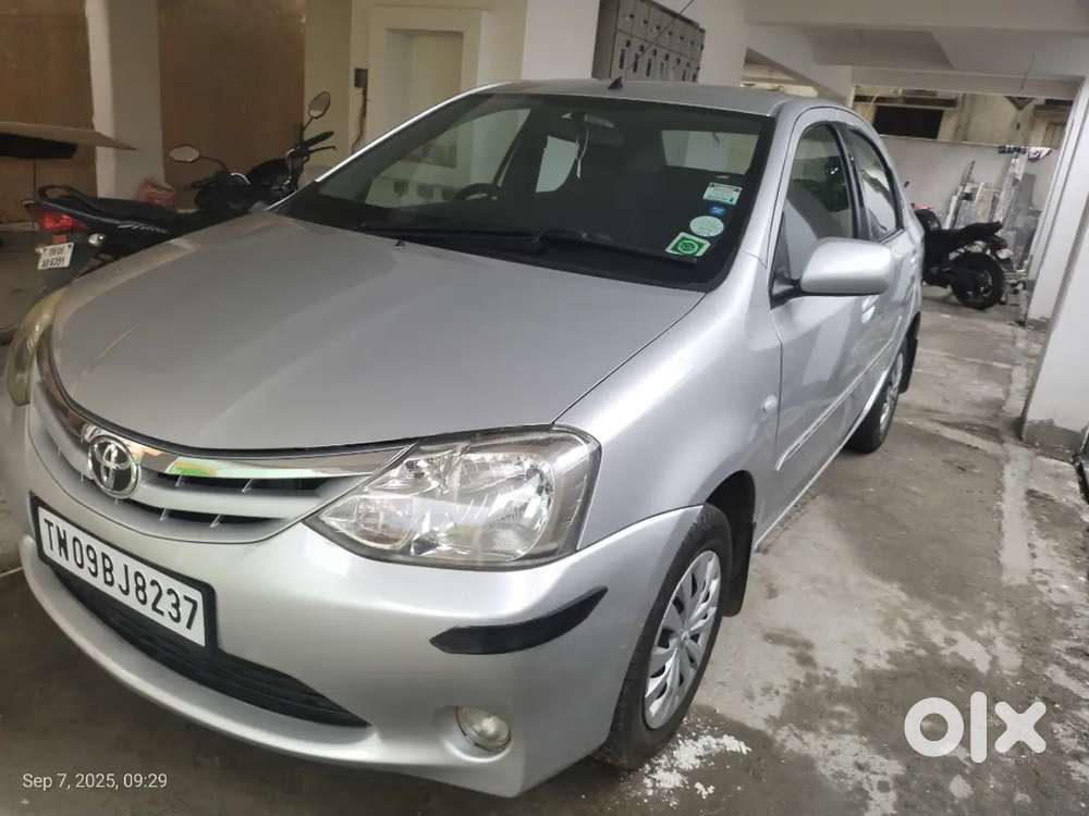 Toyota Etios 2011 Petrol Well Maintained