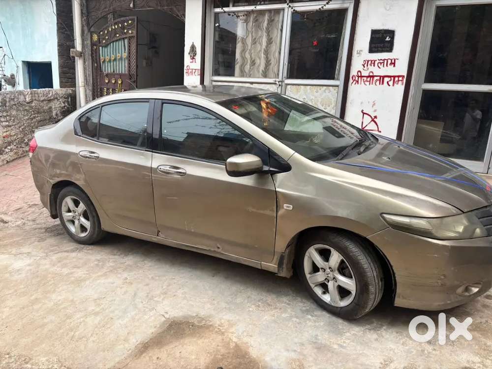 Acchi Gadi H Honda City 2011 Petrol 80000 Km Driven
