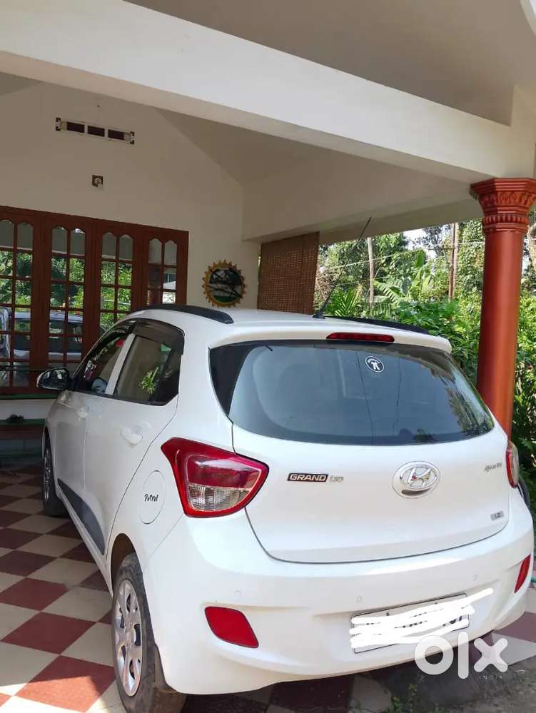 Hyundai Grand I10 2015 Petrol Well Maintained
