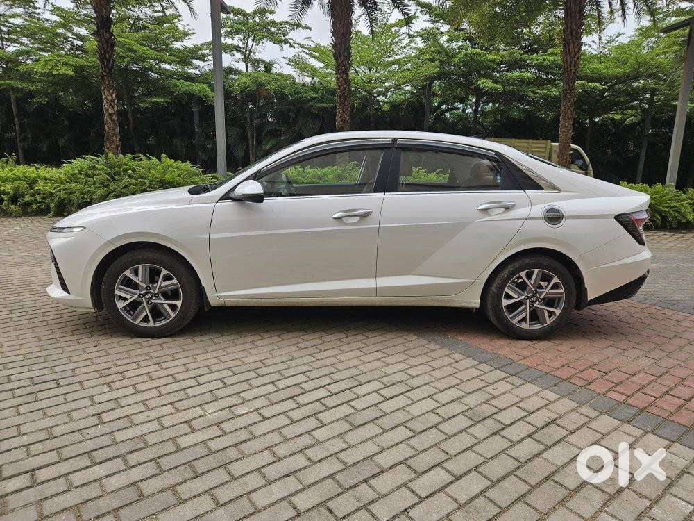Hyundai Verna 1.5 Sx Ivt, 2023, Petrol