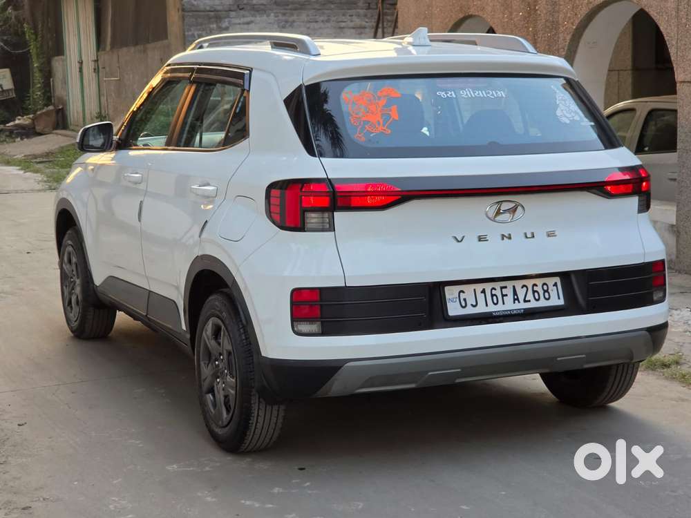 Hyundai Venue S 1.2 Petrol, 2025, Cng & Hybrids