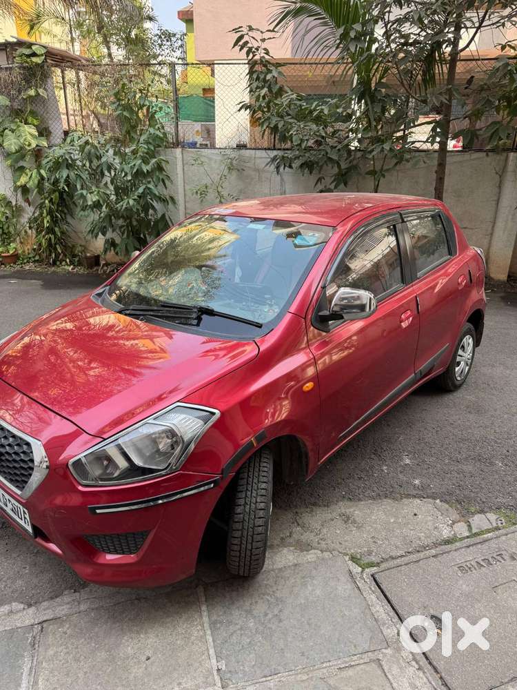 Datsun Go One Hand Use