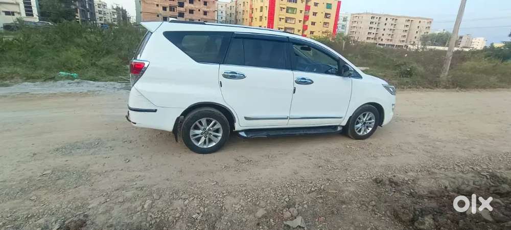 Toyota Innova Crysta 2018 Diesel 152000 Km Driven