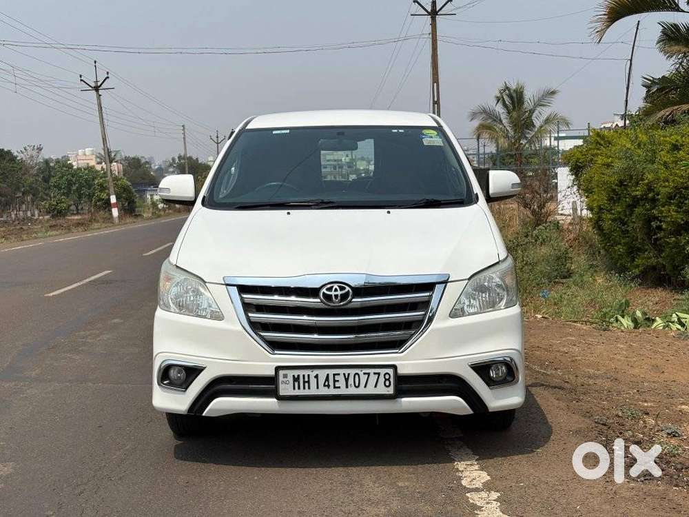 Toyota Innova 2.5 V 8 Str, 2015, Diesel