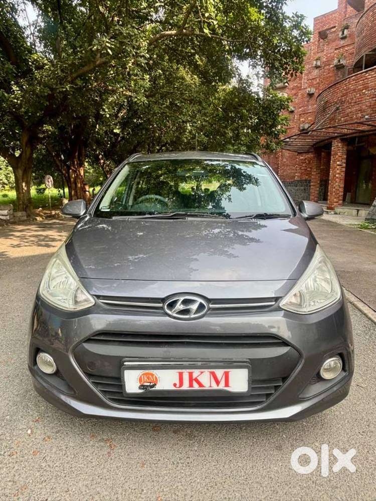Hyundai Grand I10 Sportz, 2016, Petrol