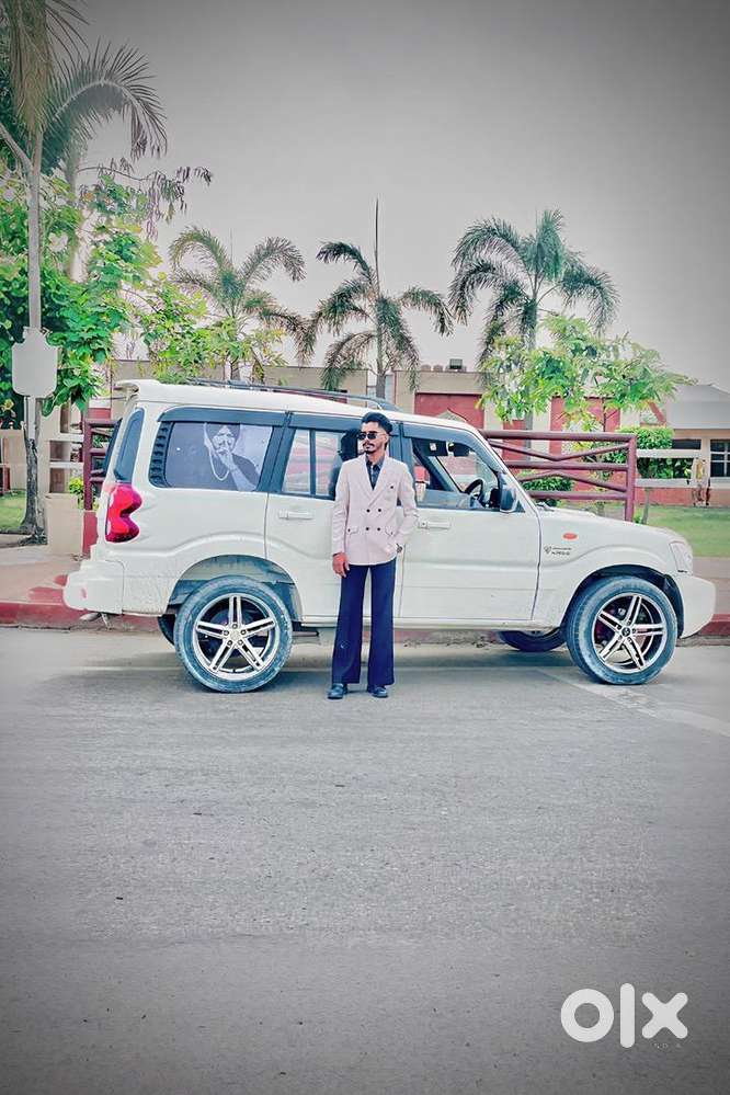 Mahindra Scorpio 2014 Diesel Well Maintained