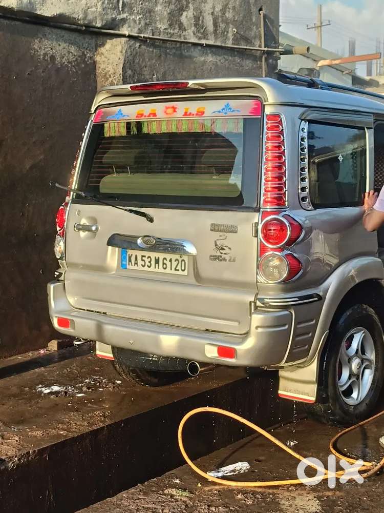 Mahindra Scorpio 2007 Diesel Silver  5 Yrs Passing  1-year Insurance