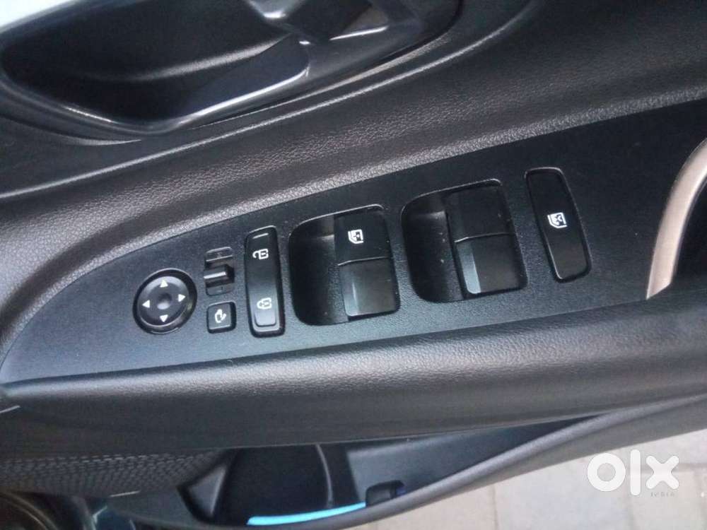 Hyundai New I20 1.2 Asta (o) Mt, 2022, Petrol