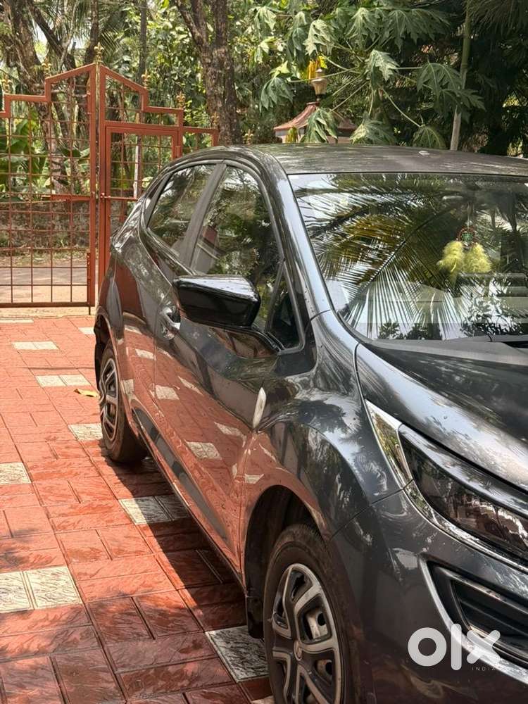 Tata Altroz 2021 Petrol 28000 Km Driven