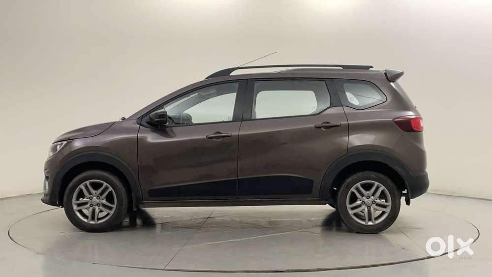 Renault Triber Rxz Easy-r Amt, 2022, Petrol