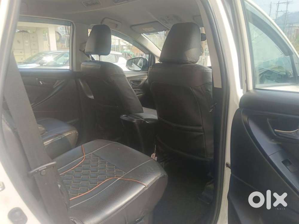 Toyota Innova Crysta 2.4 Gx Mt, 2023, Diesel