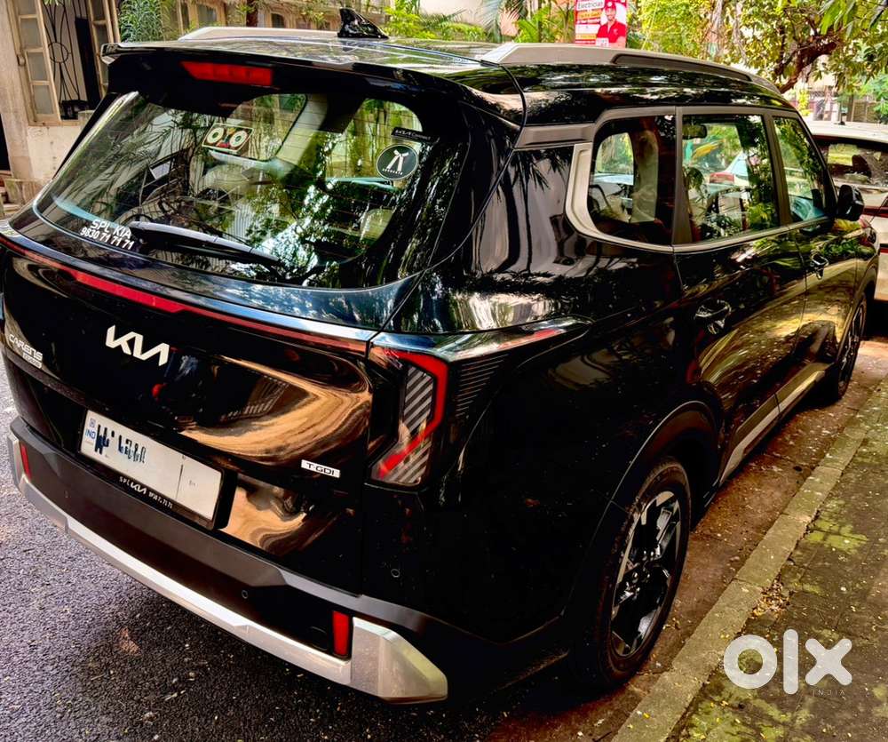 Kia Carens Clavis 2025 Htx Petrol Mt