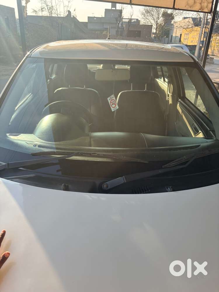 Maruti Suzuki Swift Dzire 2017 Diesel Well Maintained