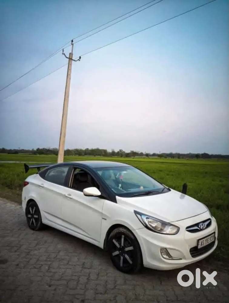 2013 Hyundai Verna Manual Petrol Car