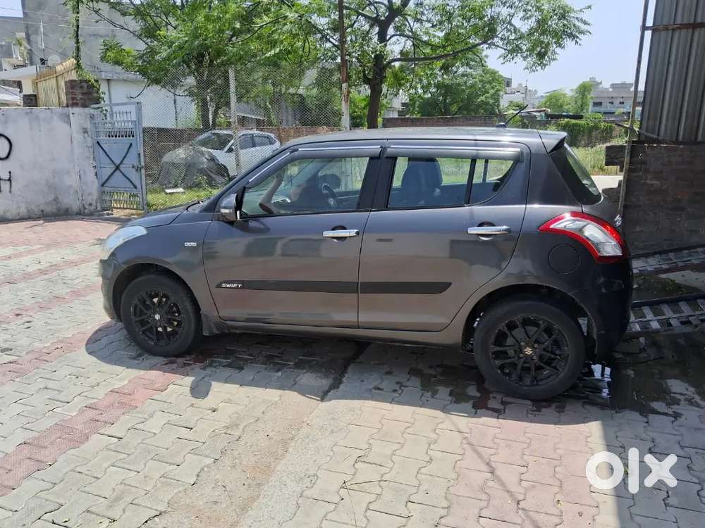 Maruti Suzuki Swift 2017 Diesel 93000 Km Driven