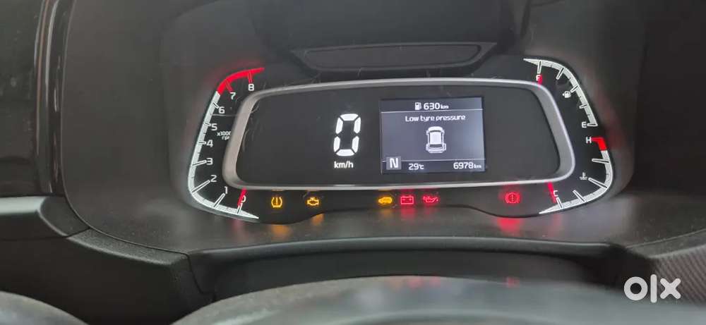 Kia Sonet 2023 Petrol Well Maintained