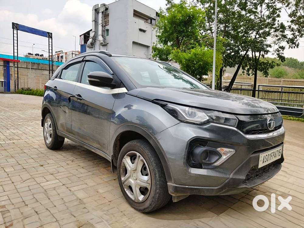 Tata Nexon 1.5 Revotorq Xm (s), 2023, Diesel