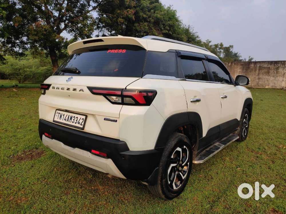Maruti Suzuki Brezza 1.5 Zxi Plus Smart Hybrid, 2024, Petrol
