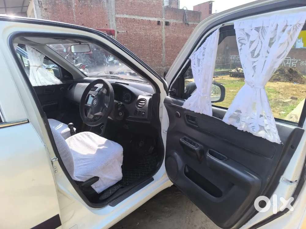 Swift Dzire 2015model Badaun Trancfer Third Owner