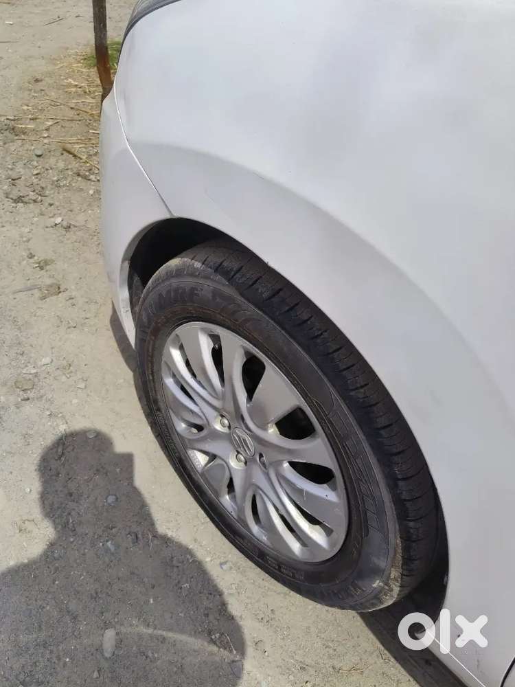 Bahut Saaf Gaadi Hai.. Koi Kharcha Nahi