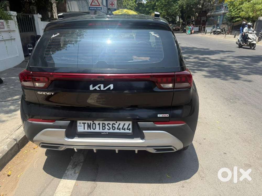 Kia Sonet 2023 Petrol 24400 Km Driven