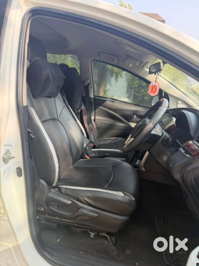 Toyota Innova Crysta 2.4 G Mt, 2021, Diesel