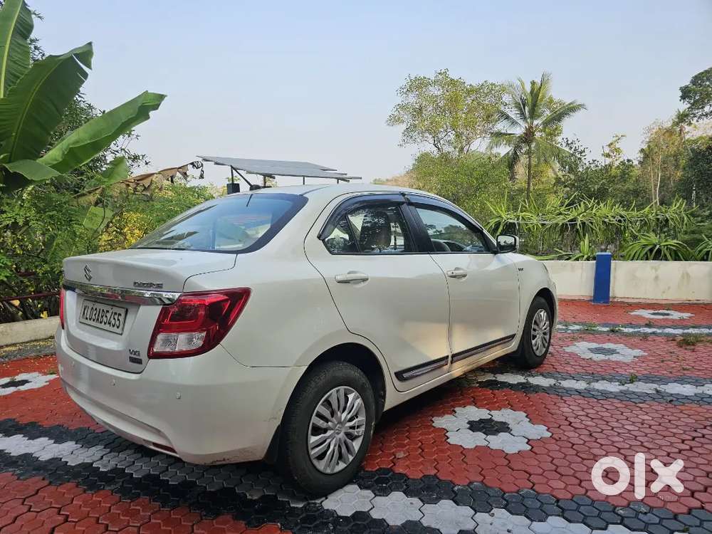 Maruti Suzuki Dzire Autonatic 2017 Petrol 37105 Km Driven