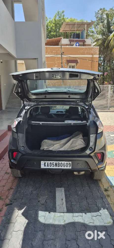 Tata Nexon Xm S (sunroof) 2020 Petrol Manual 43k Single Driven