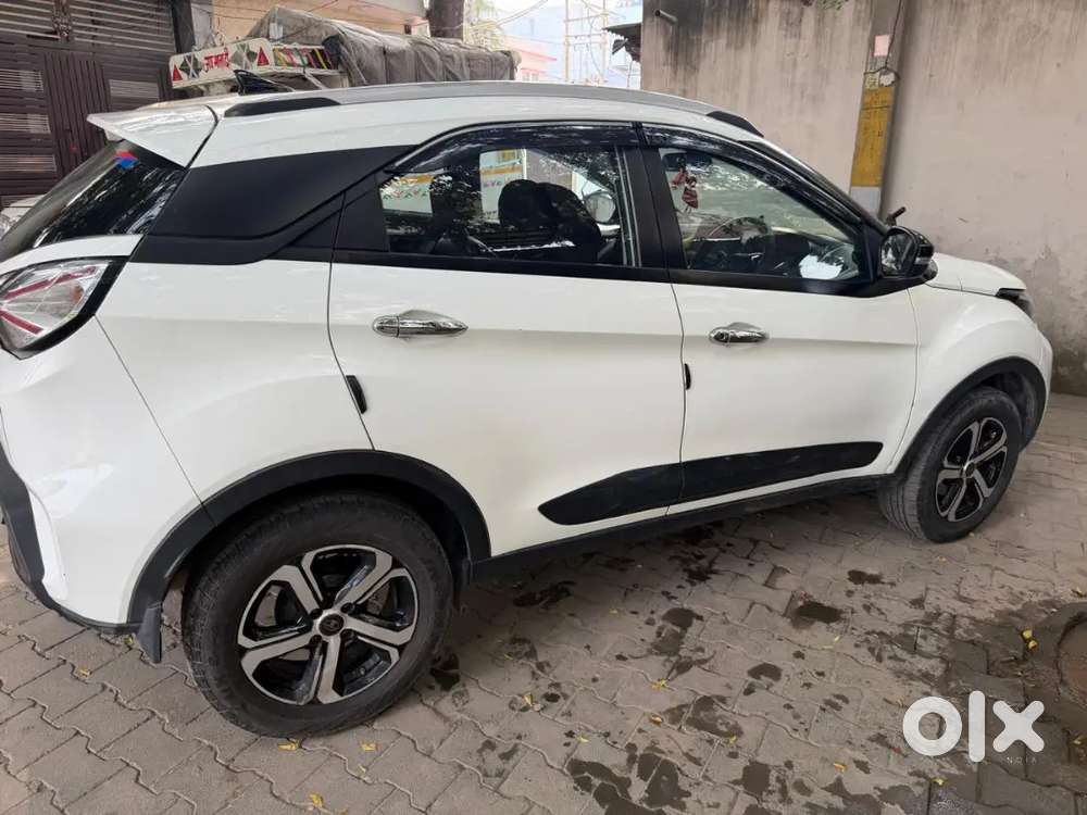 Tata Nexon 1.2 Revotron 2023