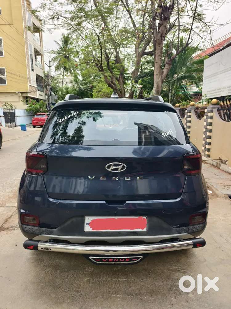 Hyundai Venue 2019 Petrol Well Maintained