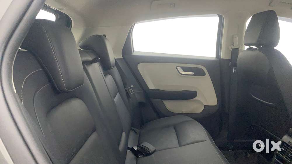 Tata Altroz 1.2 Xz Plus Petrol, 2022, Petrol