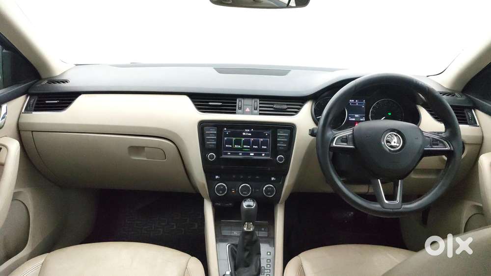 Skoda Octavia 1.8 Tsi Style Plus At, 2016, Petrol