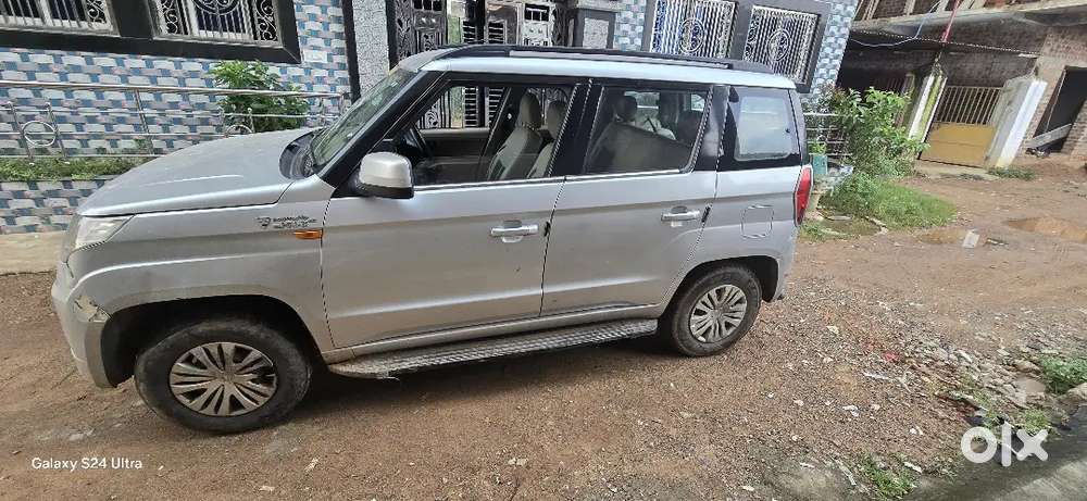 Mahindra Tuv 300 2016