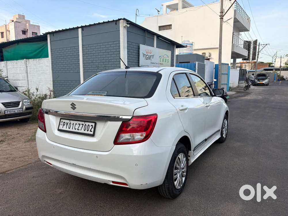 Maruti Suzuki Swift Dzire, 2022, Petrol