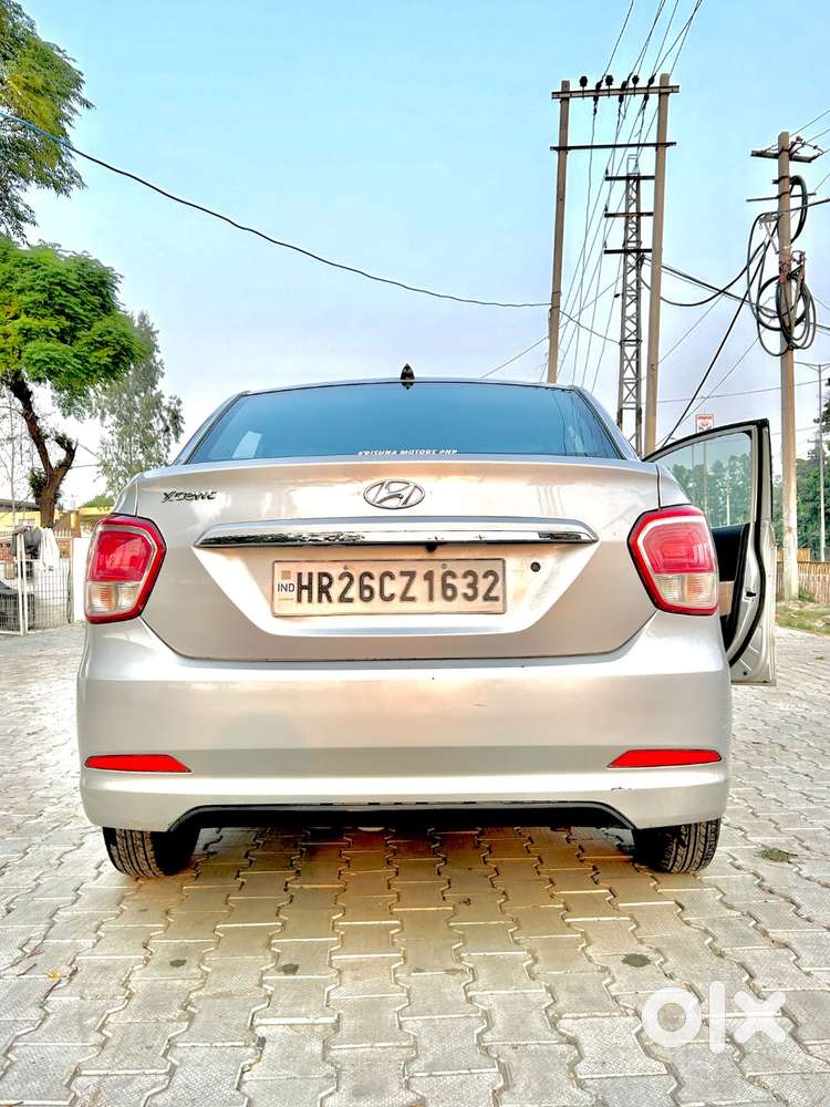 Hyundai Xcent Base 2016