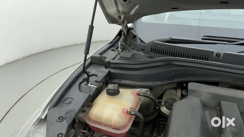 Mahindra Xuv700 2.0 Ax 7 Petrol At Luxury Pack Str, 2021, Petrol