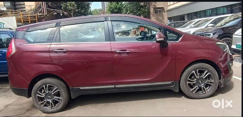 Mahindra Marazzo M8, 2018, Diesel