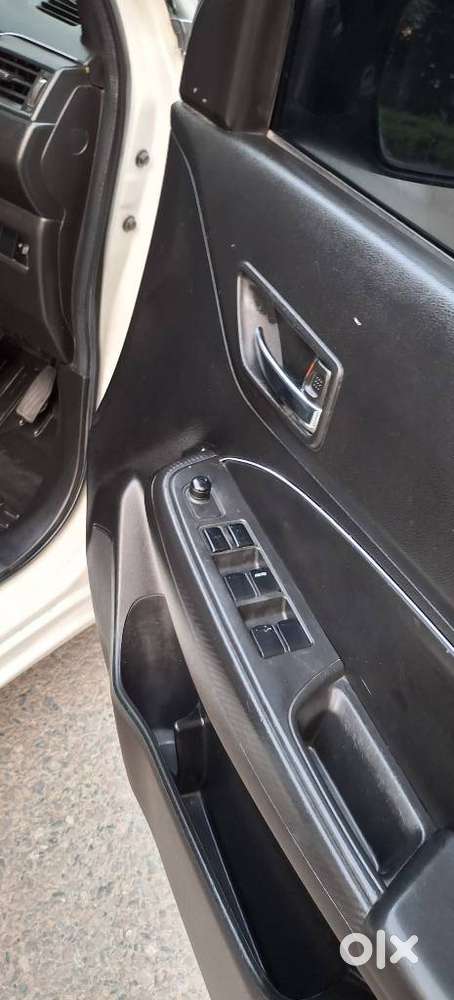Maruti Suzuki Swift Vxi Cng, 2020, Cng & Hybrids