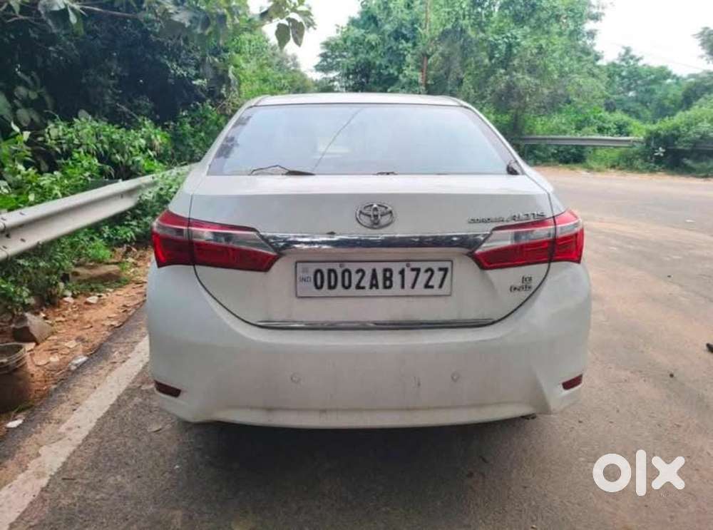 Toyota Corolla Altis 2013-2017 D-4d G, 2016, Diesel