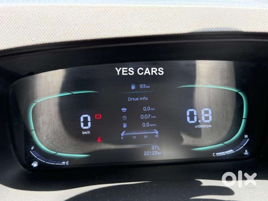 Kia Carens 1.4 Prestige Plus Turbo 7 Str, 2022, Petrol
