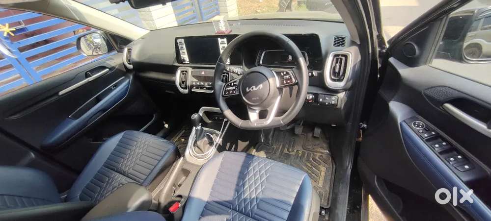 2025 Sonet Gravity Edition, Excellent Condition, Black