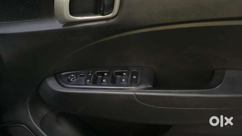 Hyundai Venue S 1.2 Petrol, 2020, Petrol