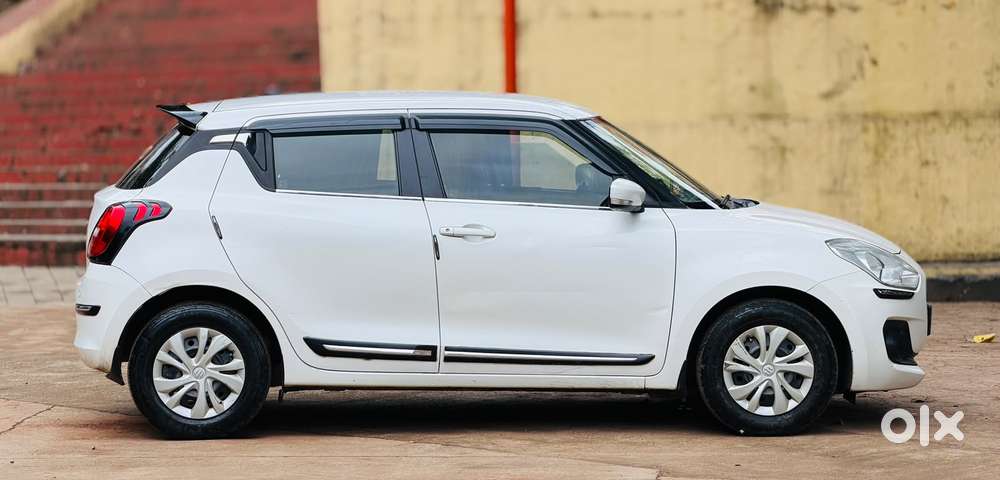Maruti Suzuki Swift Vxi + Manual, 2019, Cng & Hybrids
