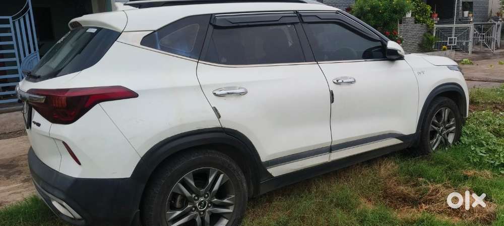Kia Seltos 2021 Petrol Perfectly New Condition With Sun Roof.
