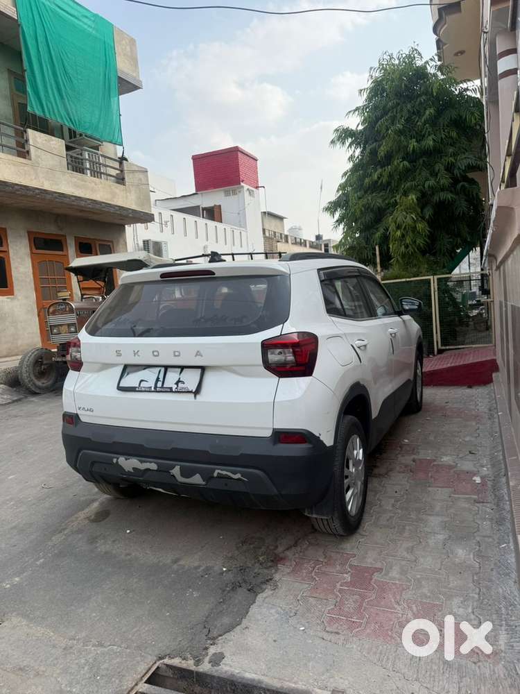 Skoda Kylaq Petrol Manual 2025