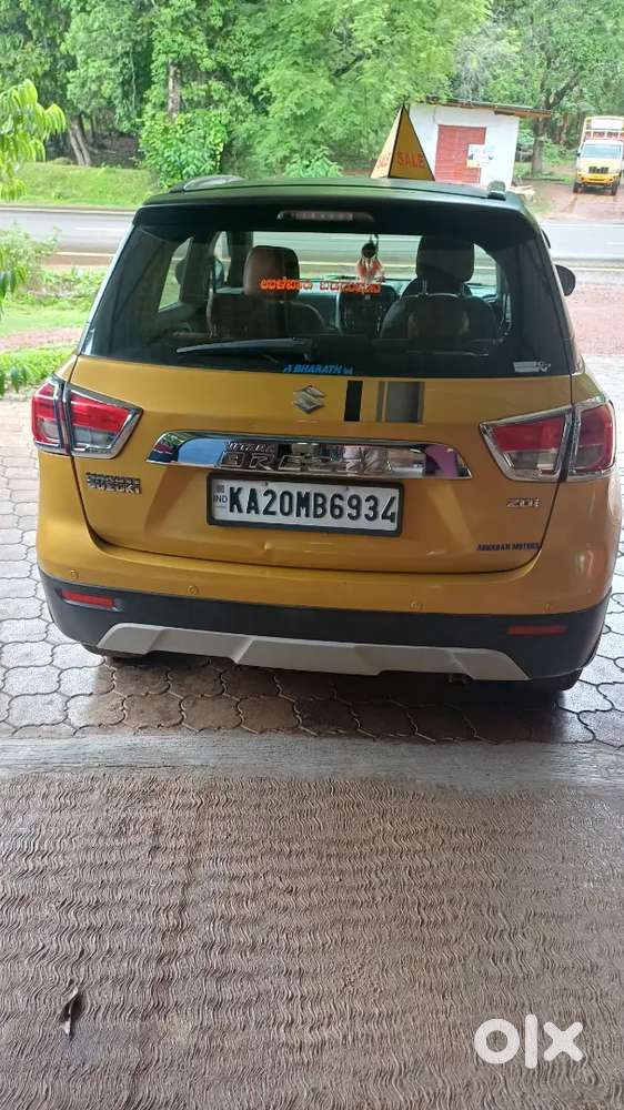 Maruti Suzuki Brezza 2017 Diesel 165000 Km Driven With Excellent Condi